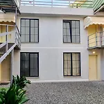 Villa 27 Residence
