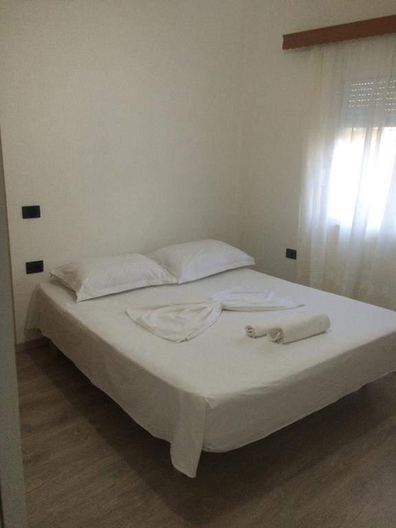 Apartament 27 *
