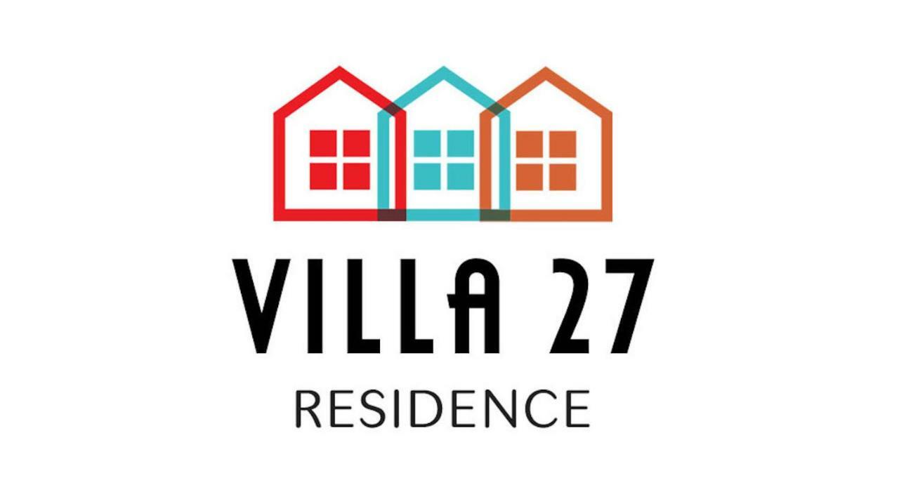 Apartament 27