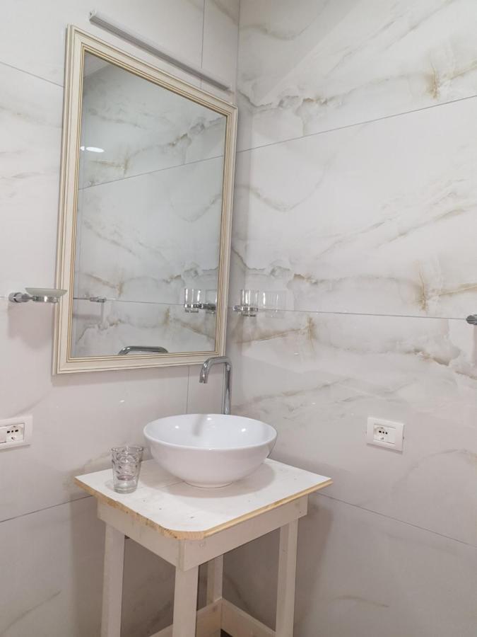 Apartament 27 Tirana